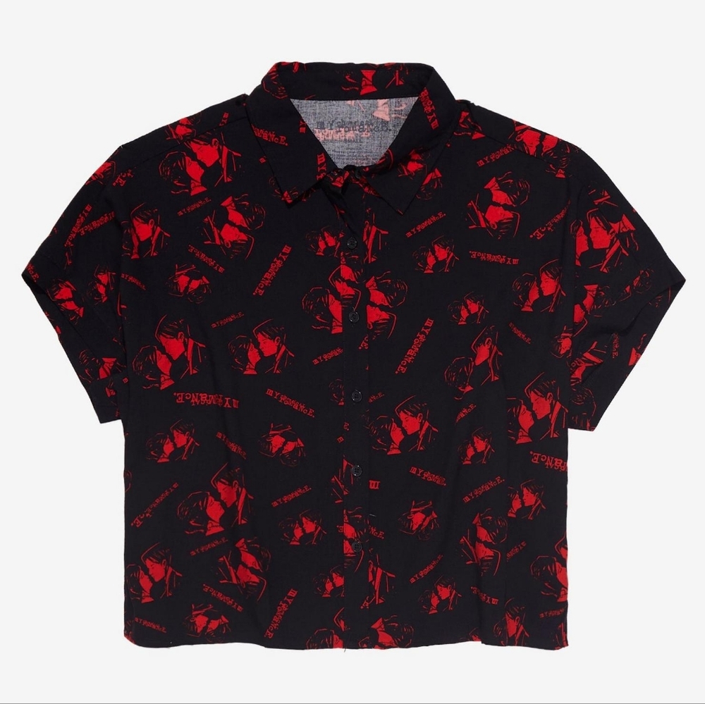 NWOT My Chemical Romance Three Cheers Art Helena Girls Woven Button-Up Shirt M
